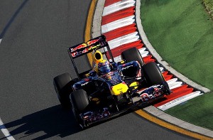 Webber pips Vettel to third as F1 season hots up